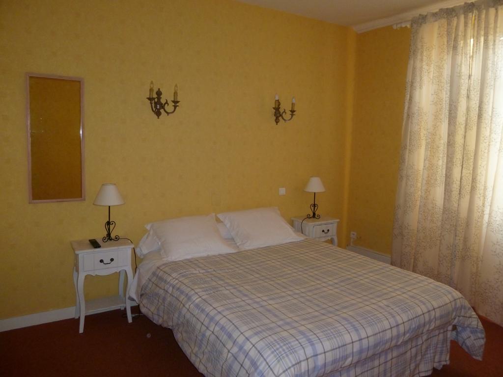 Hotel Emma Calve Millau Rom bilde