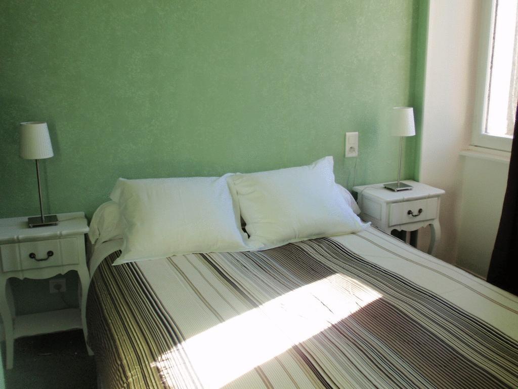 Hotel Emma Calve Millau Rom bilde