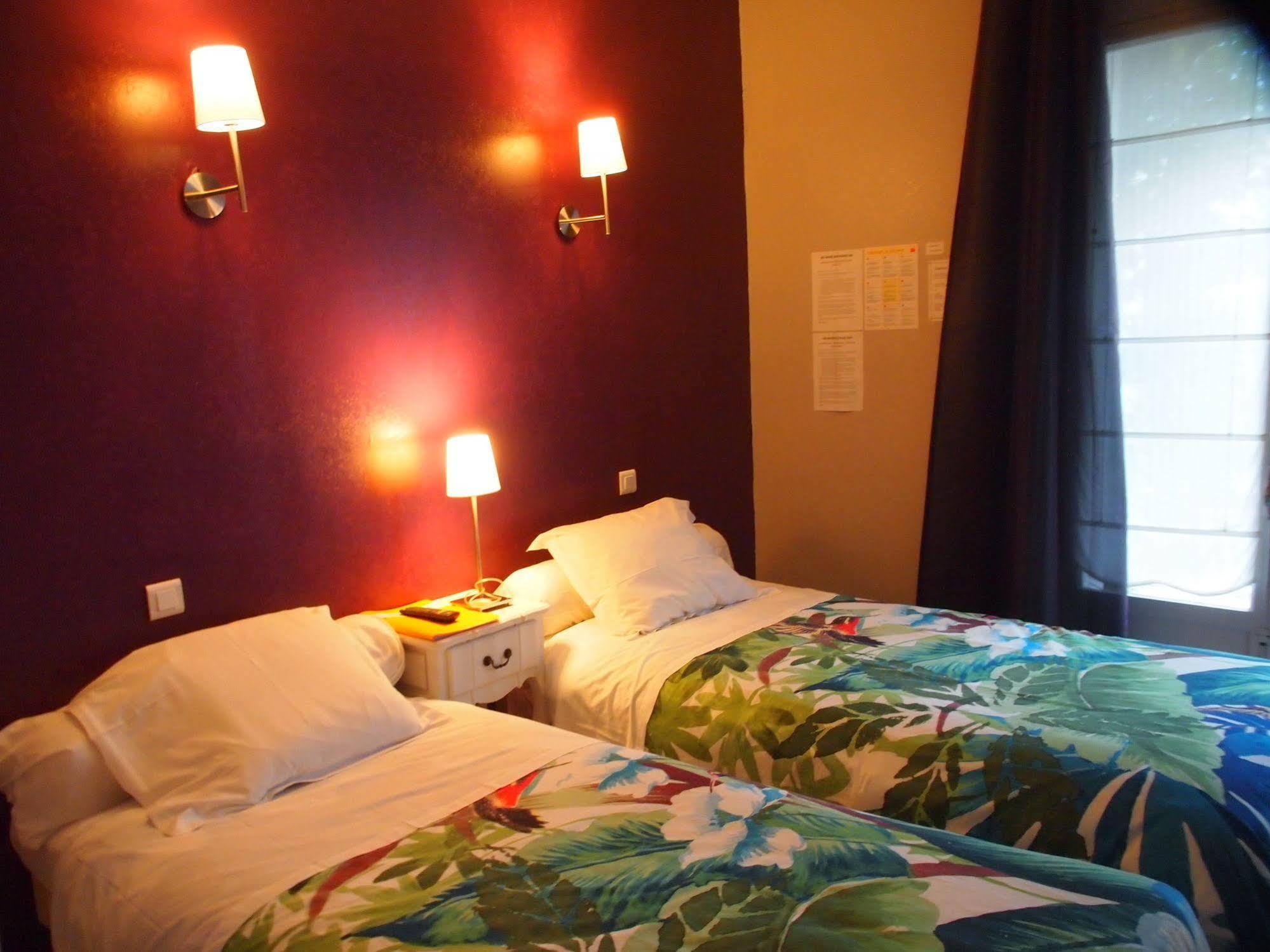 Hotel Emma Calve Millau Eksteriør bilde