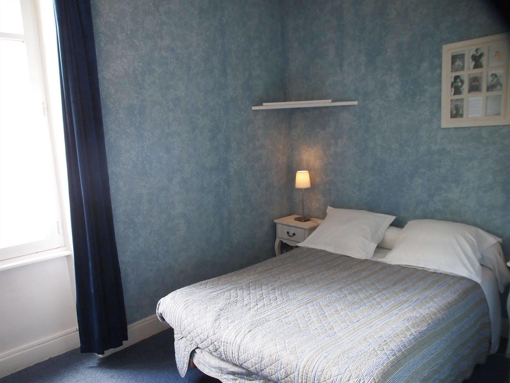 Hotel Emma Calve Millau Eksteriør bilde