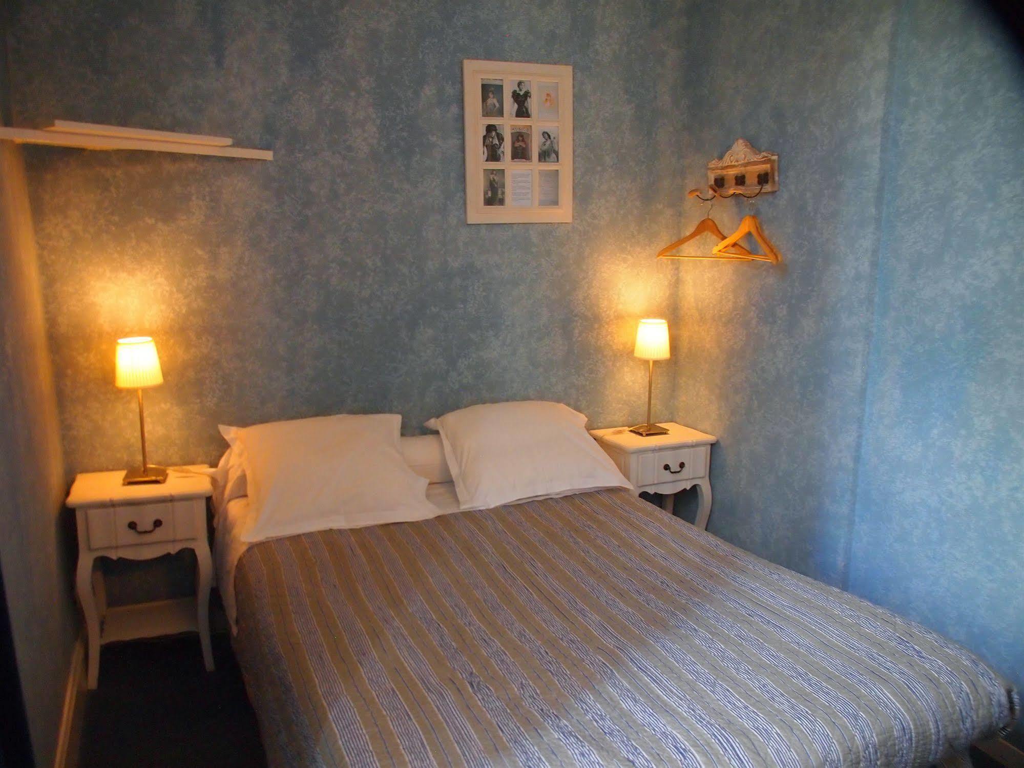 Hotel Emma Calve Millau Eksteriør bilde